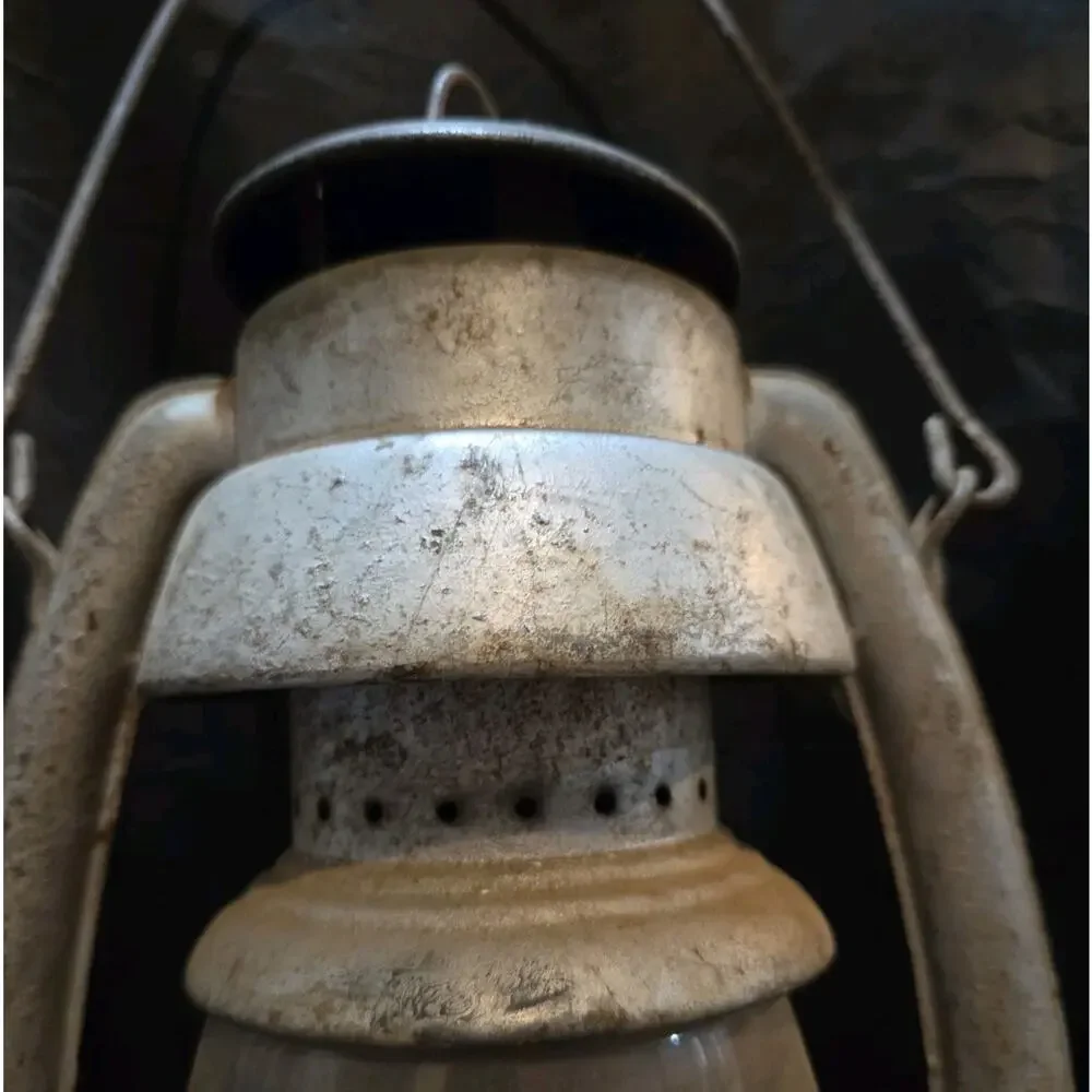 Vintage Embury Air Pilot No. 2 Kerosene Lantern